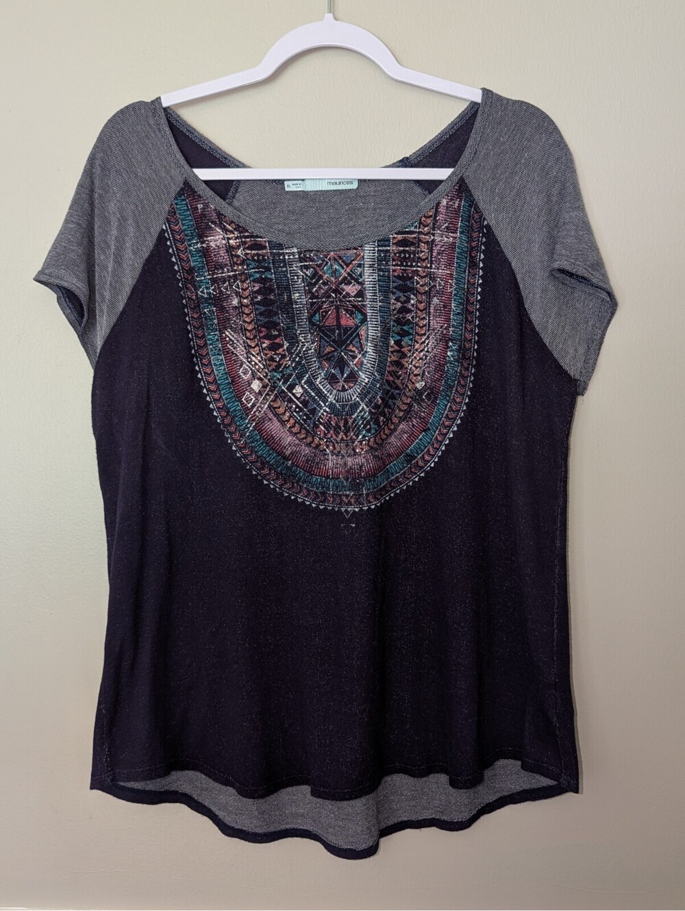 Maurices Top Size XL geometric pattern Aztec